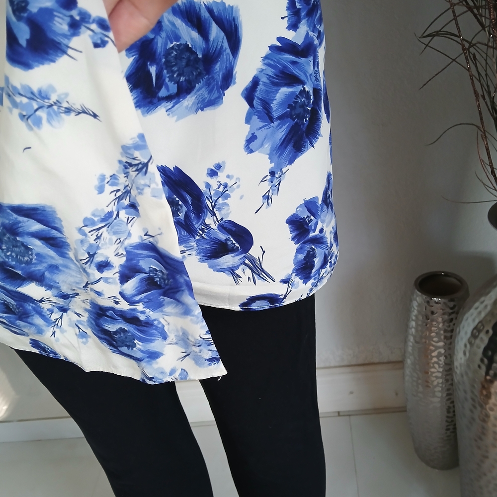 Alice + Olivia Blue Floral Midi Dress - Picture 3 of 12